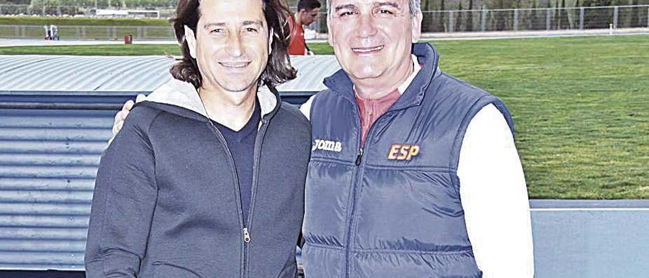 JosÃ© PeirÃ³ (dcha) con el tÃ©cnico Johny Ouriagly en Magaluf.