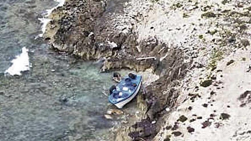 Una patera interceptada en las costas de Balears en agosto.