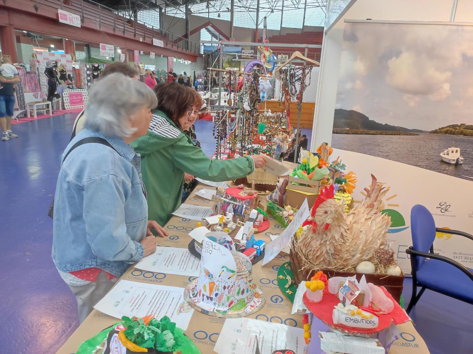 En imágenes: La Feria de Muestras de Vegadeo en la jornada inaugural