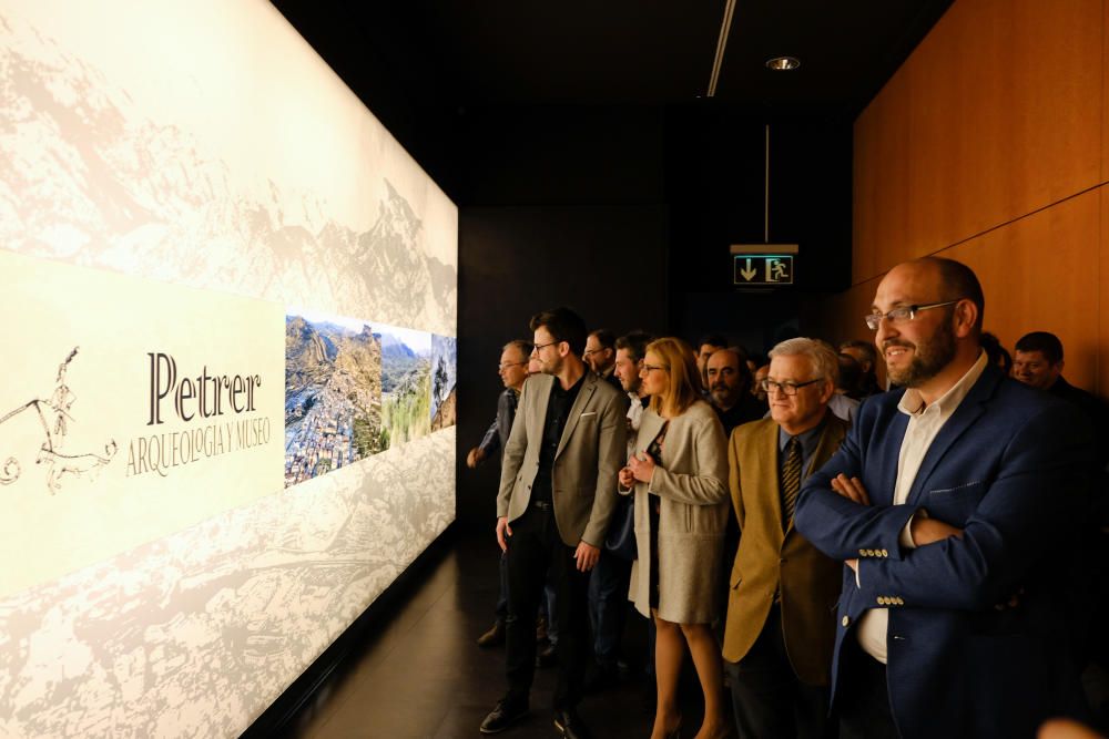 Exposición 'Petrer. Arqueología y Museo' en el MARQ