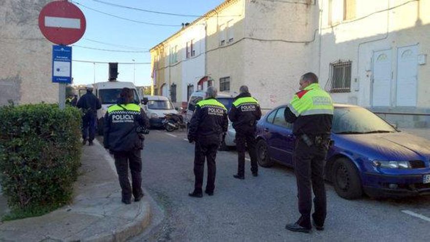 Imatge d&#039;arxiu d&#039;un dispositiu policial a la zona oest.