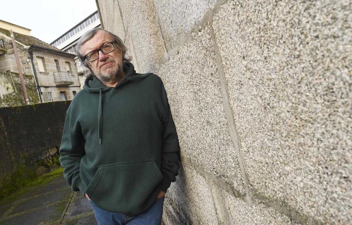El historiador Xulio Fernández Pintor, autor de una investigación sobre el arte popular gallego entre 1850-1925.