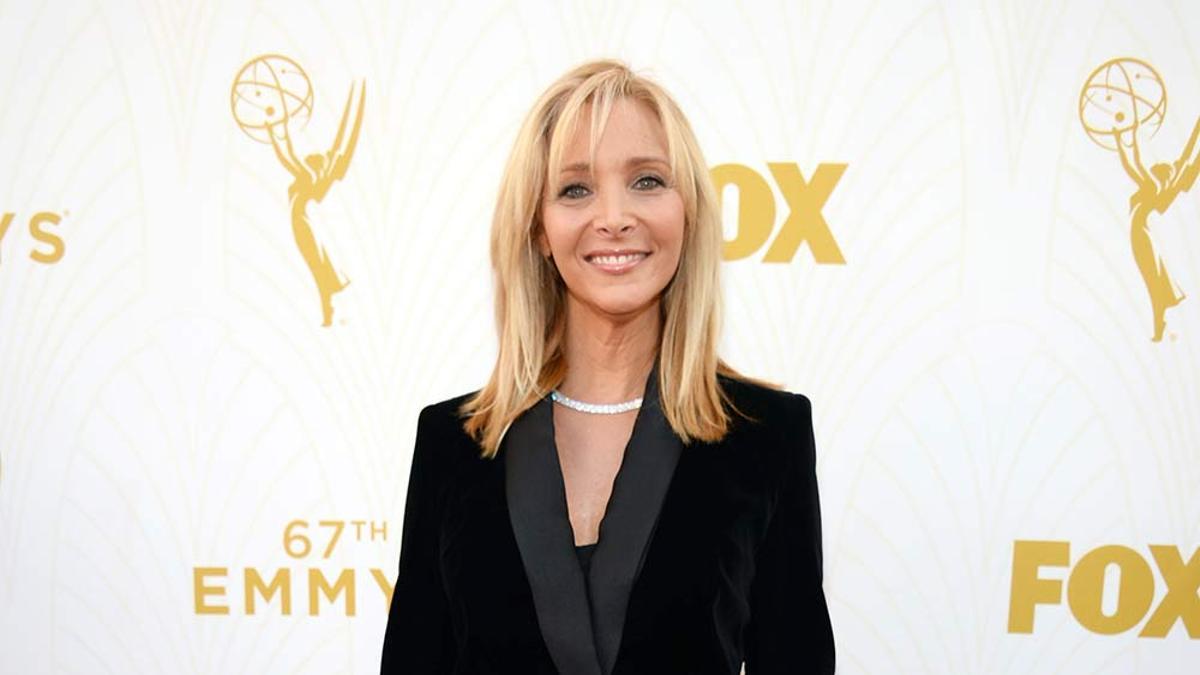 Lisa Kudrow en los Emmy en Los Angeles