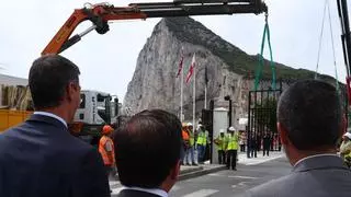 Pedro Sánchez entierra la Verja a los pies del Peñón: "Los conflictos no están para ser administrados sino para ser resueltos"