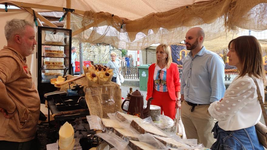 Infidelidá, amor y poder: asina foi la historia de Doña Urraca, la Reina d&#039;Asturies que vivió en Pel.luno