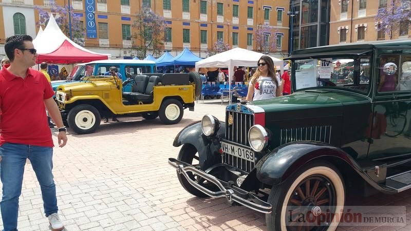 Feria de coches antiguos