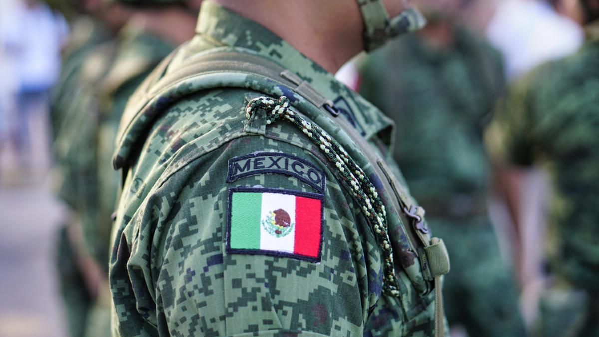 Militares mexicanos.