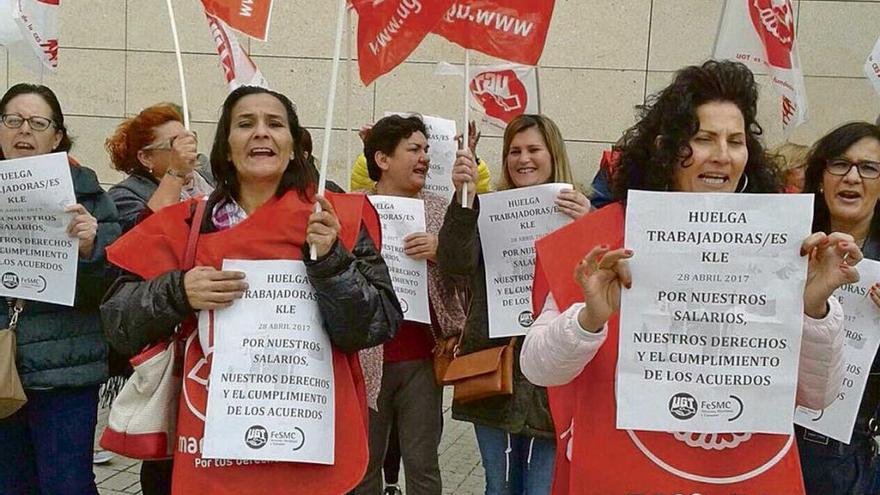 Las limpiadoras de Son Llàtzer han estado sin cobrar.