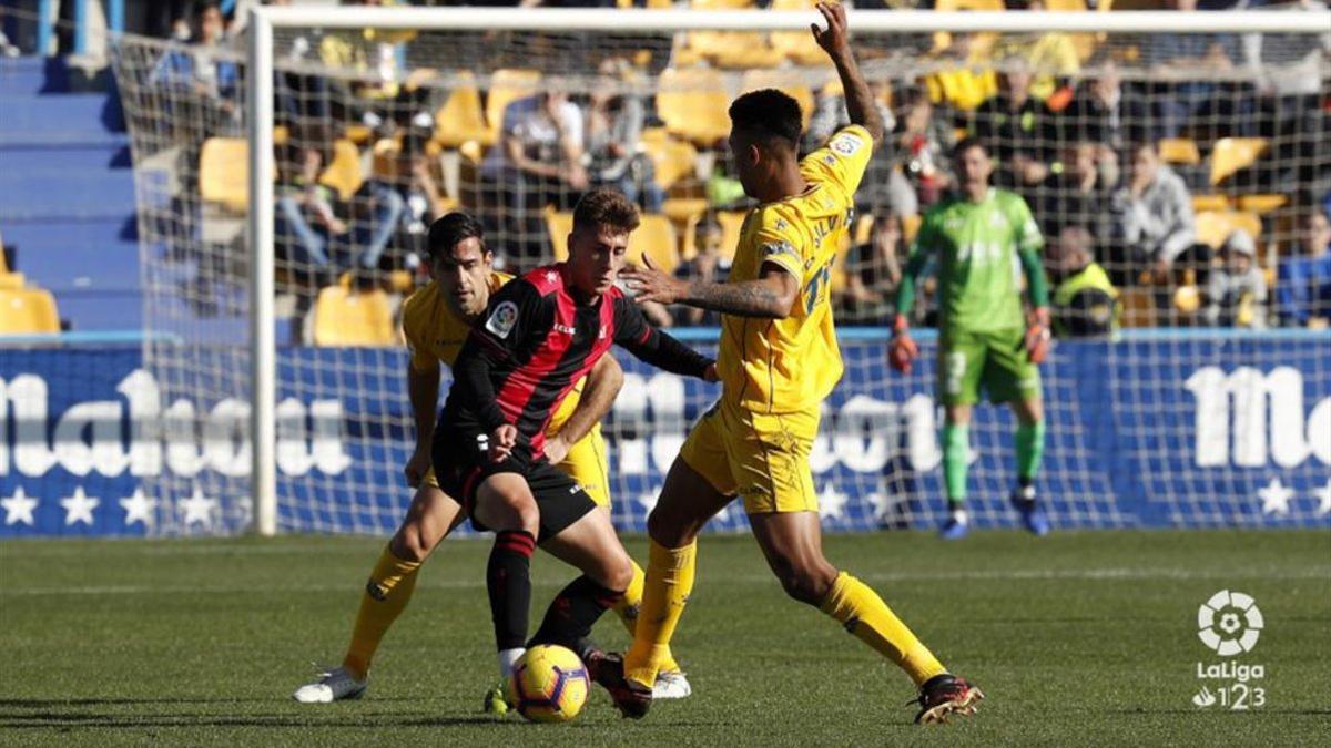 Aunque en la mitad de la tabla, el Alcorcón todavía mantiene posibilidades matemáticas de luchar por el ascenso