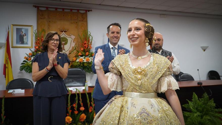 Alberic proclama a Claudia Martínez Sancho como fallera mayor