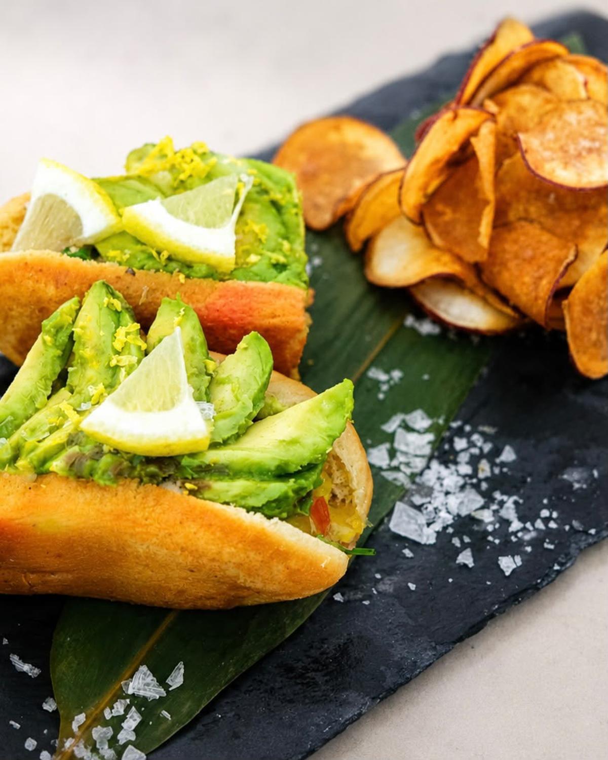 Los Pinchitos, seis décadas de excelencia gastronómica.
