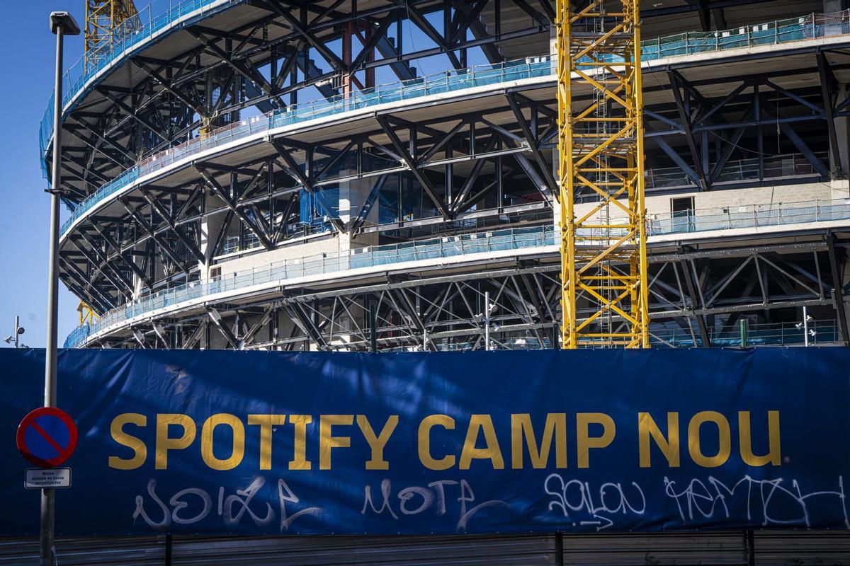 La subcontracta del Camp Nou investigada per ocupar sensepapers acomiada 20 treballadors més