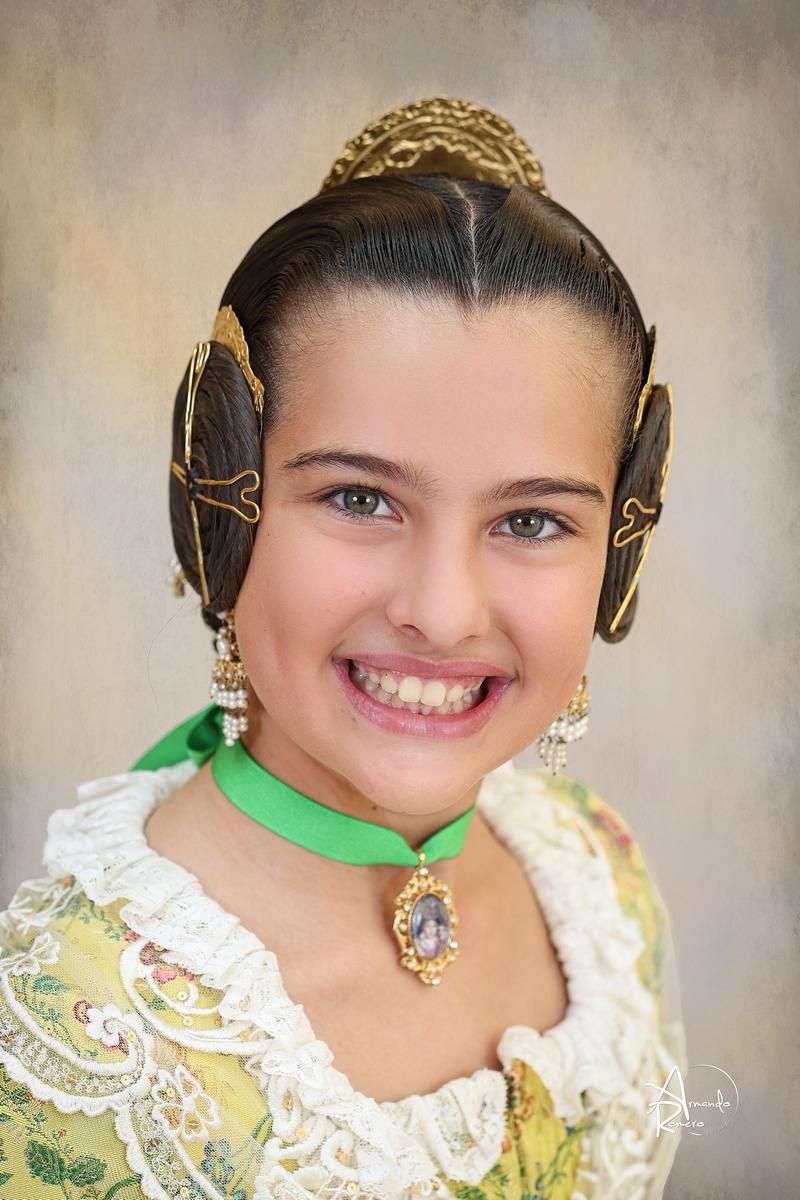 Adriana Grriz Gil - Falla Mare de Du de la Fontsanta - Olivereta.jpg