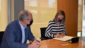L’Ajuntament de Mollet rep la local Alexia Putellas, guanyadora del triplet amb el Barça