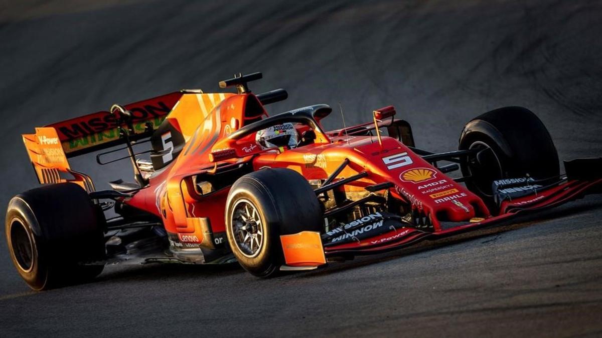 El alemán Sebastian Vettel (Ferrari) ha hecho hoy el mejor tiempo en el Circuit de Catalunya, en el estreno de la F-1.