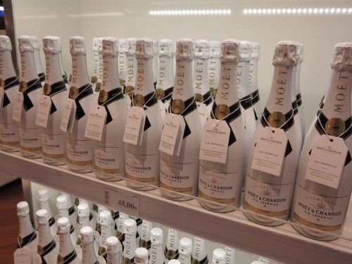 Wie riesig! Der neue Duty-Free-Bereich im Airport