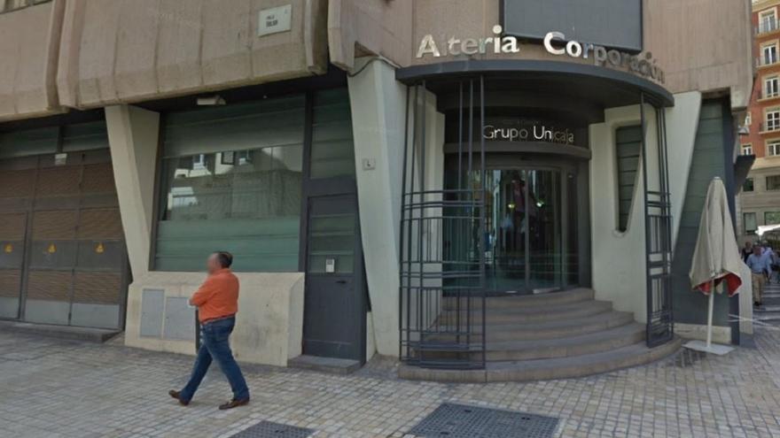 Blanes Capital, sociedad de los fundadores de Freepik, compra el edificio de la calle Bolsa que ocupa Unicaja