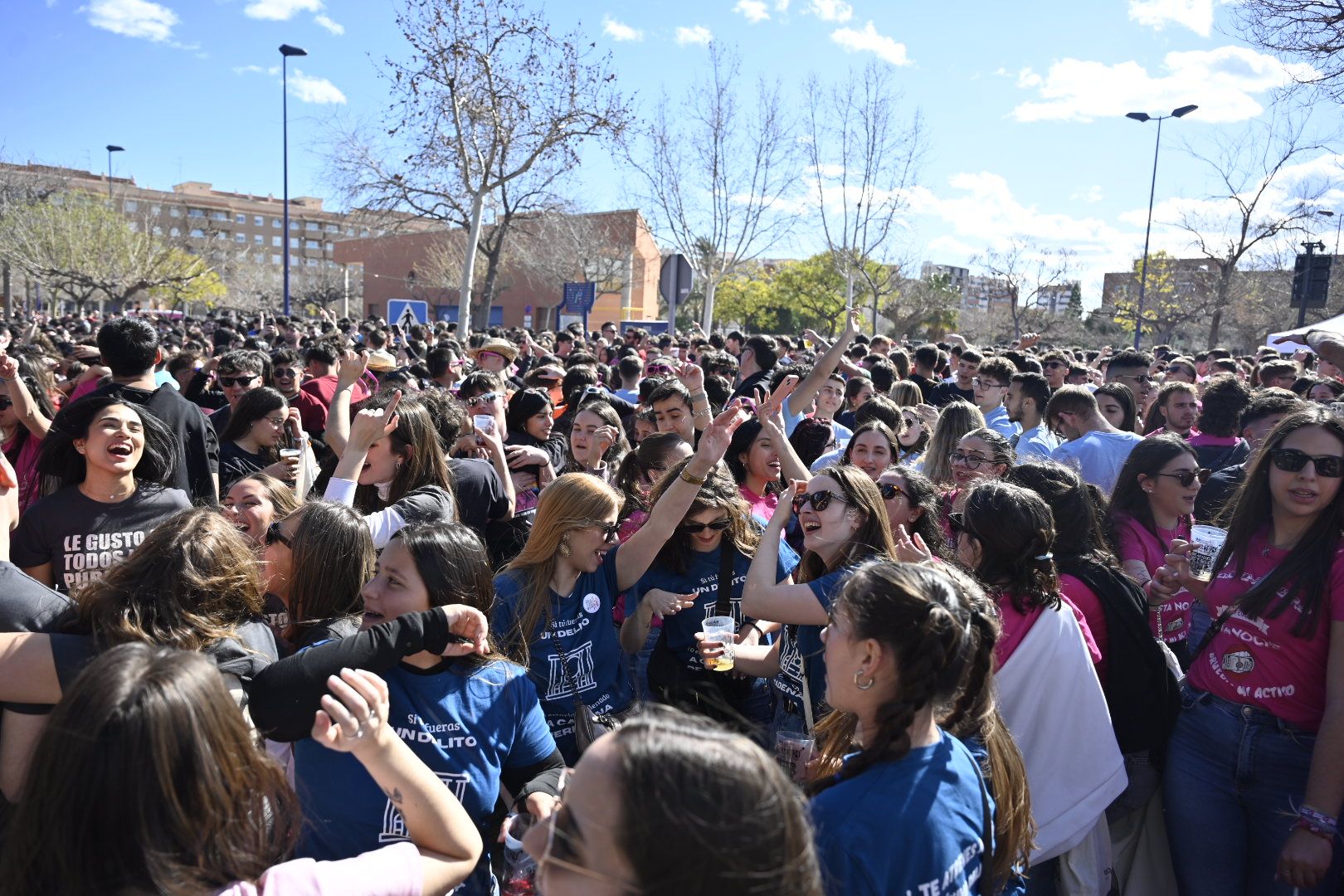 Galería: Búscate en la fiesta de Las Paellas de la UJI