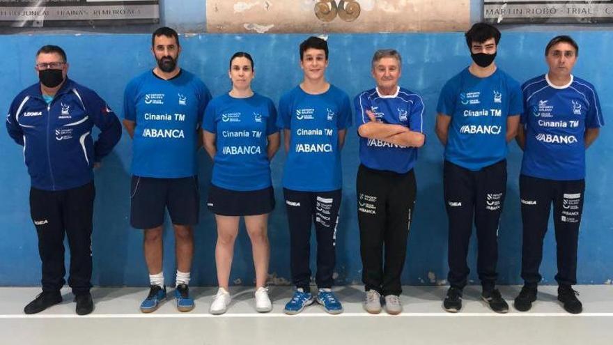 Equipo del Cinania Frigoríficos del Morrazo de la Tercera Nacional. |  // FDV