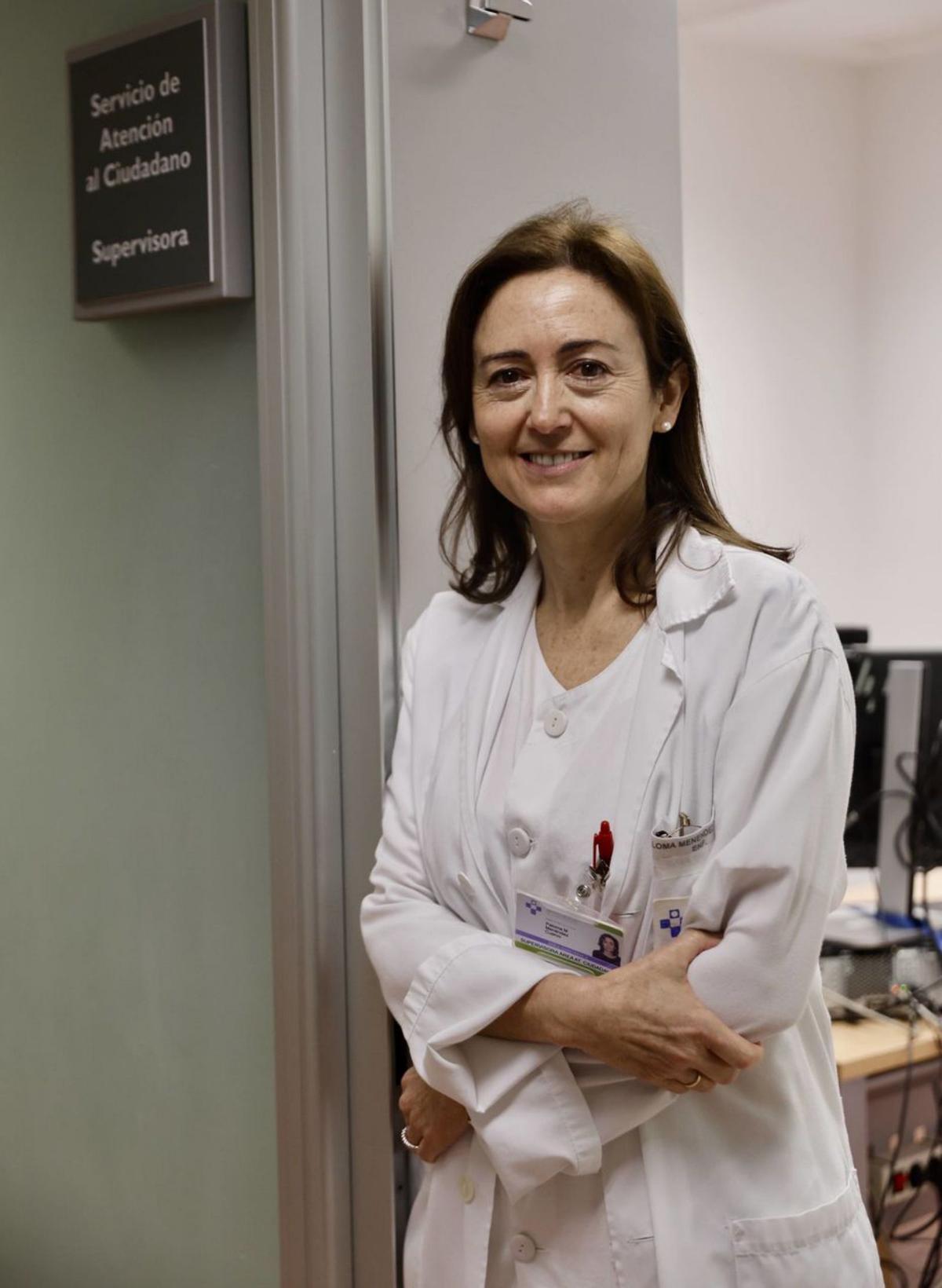 Paloma Menéndez Cuervo, en su despacho del Hospital de Cabueñes. | MARCOS LEÓN