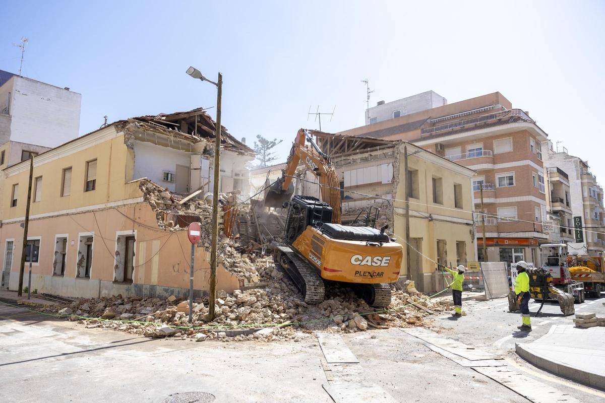 El parvulario y hospital de las monjas de Torrevieja ya es historia El parvulario y hospital de las monjas de Torrevieja ya es historia