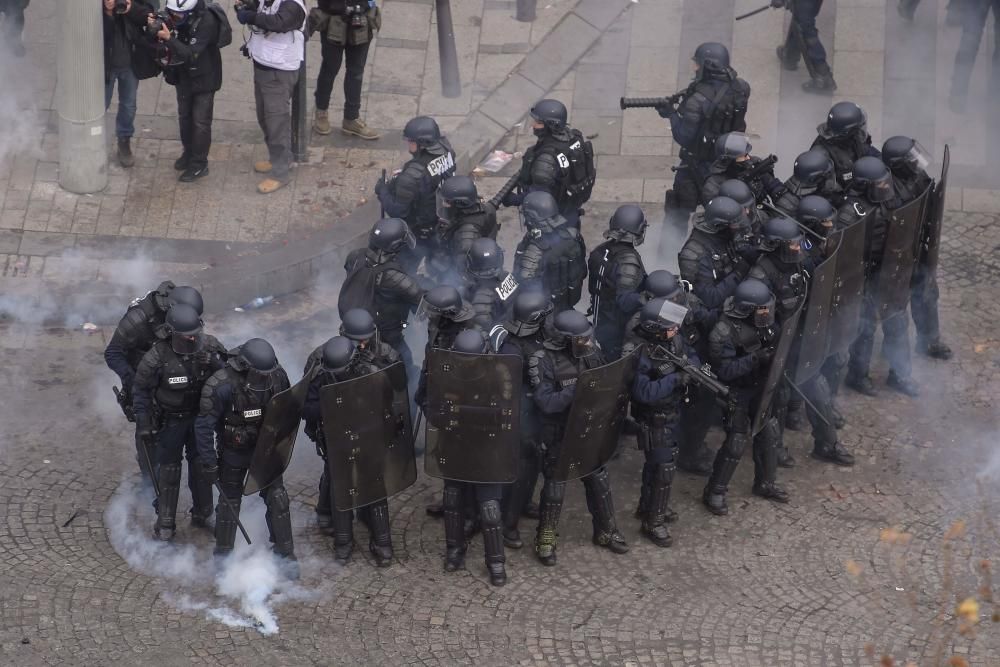 Protesta de los ''chalecos amarillos'' en París