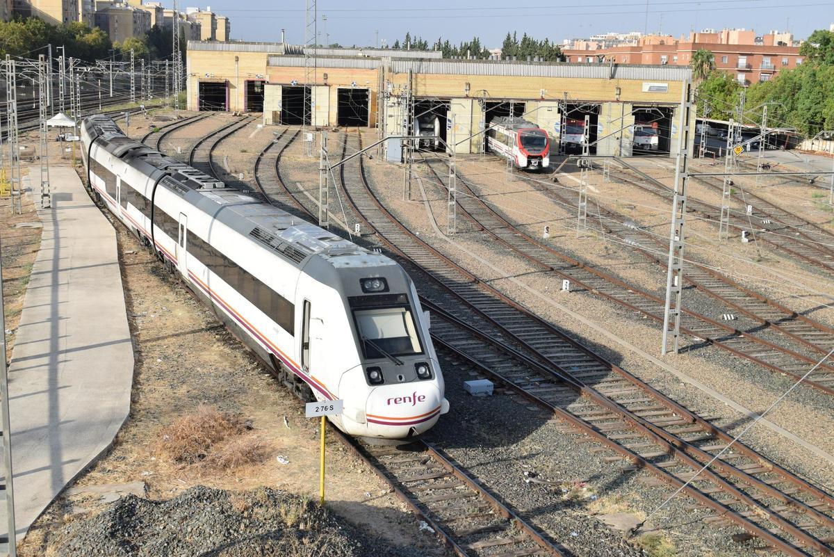 Tren Renfe Cocheras Cercanías Santa Justa