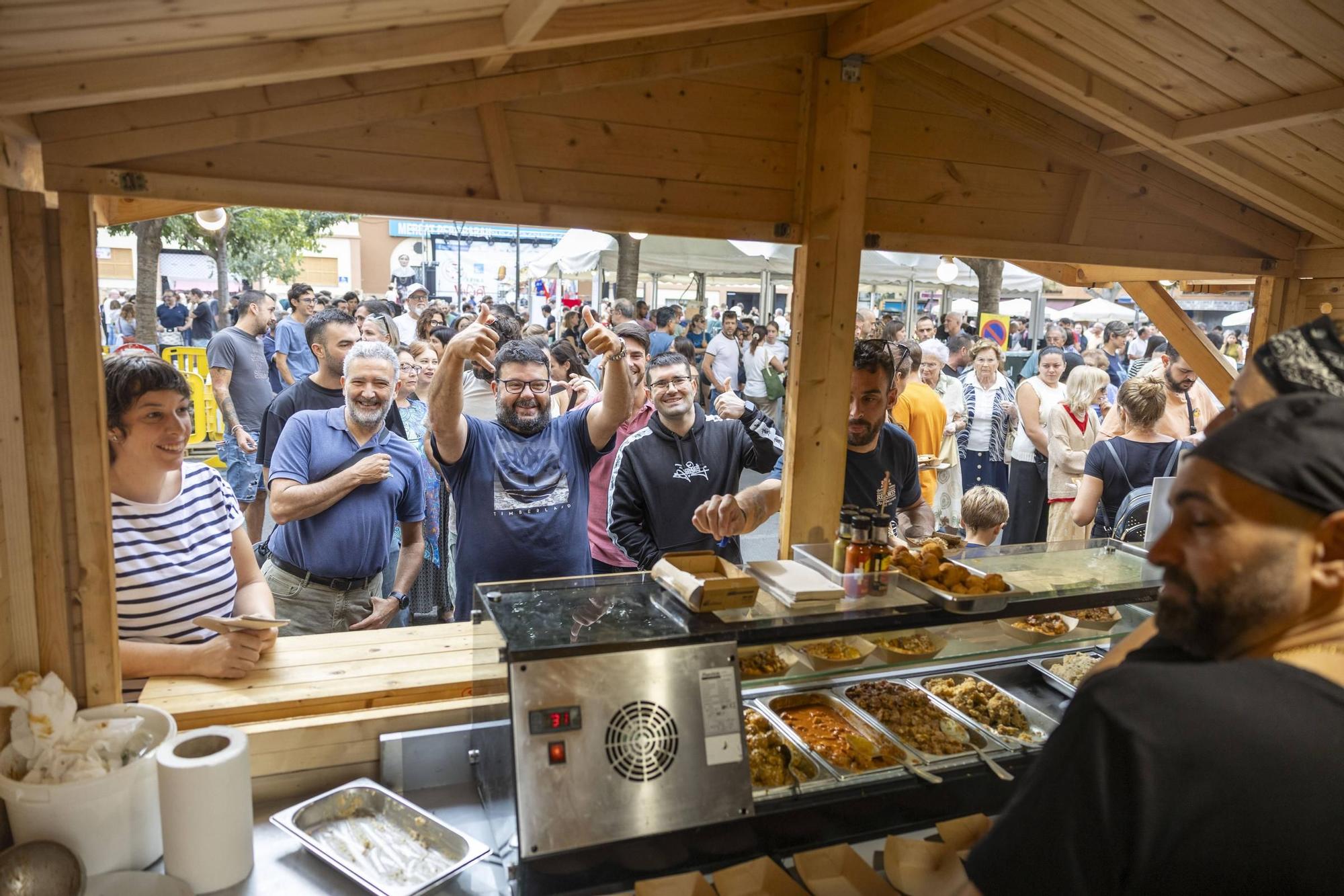 FOTOS | El éxito en la primera Fira del Variat en Palma desborda las previsiones de los restaurantes