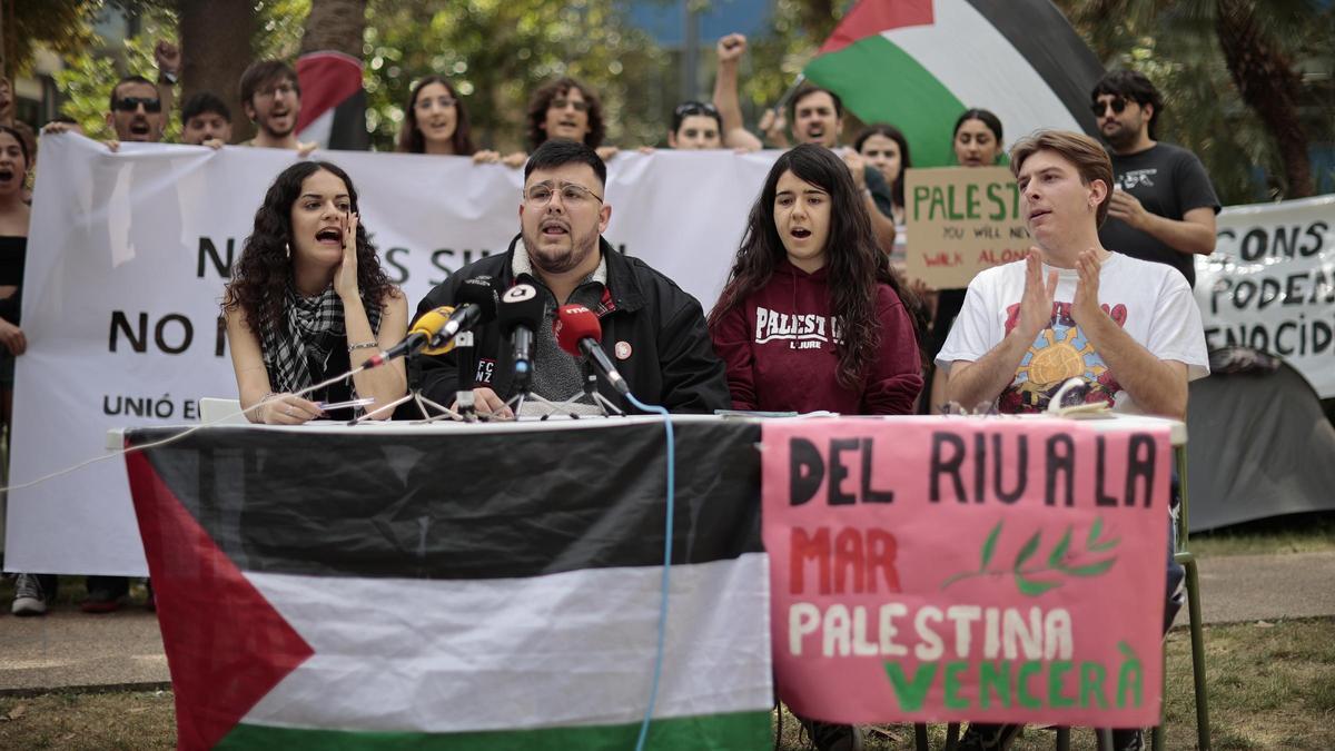 Rueda de prensa de la Acampada por Palestina de la UV