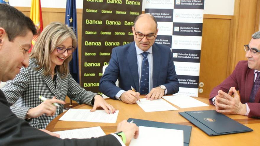 Continuidad para el Foro Club INFORMACIÓN-UA-Bankia