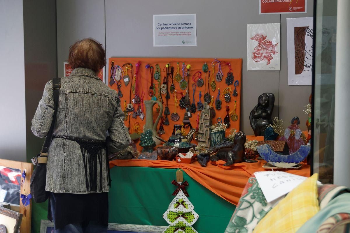 Una imagen del rastro navideño de la AECC en Vigo el año pasaod.