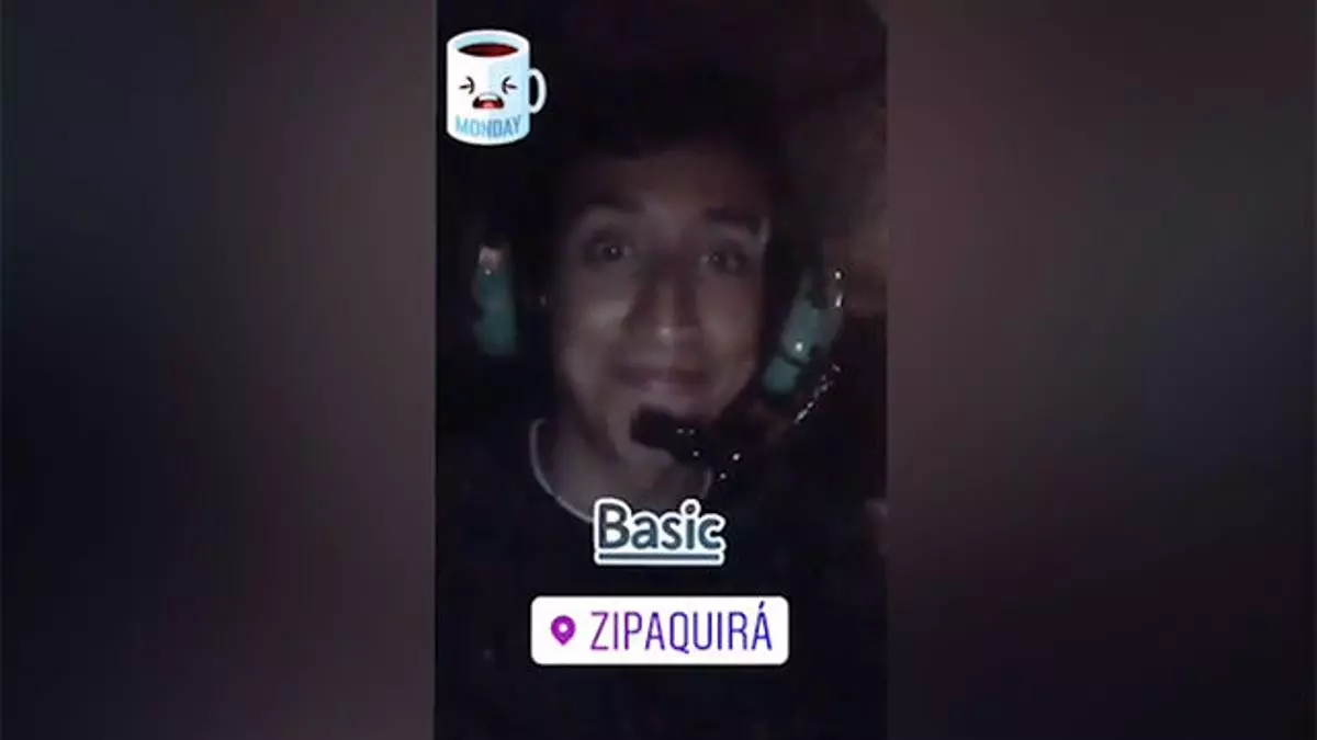 Egan Bernal llega a Colombia y aterriza en su pueblo en helicóptero