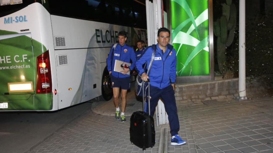 La plantilla del Elche se ha concentrado esta noche en el hotel Milenio