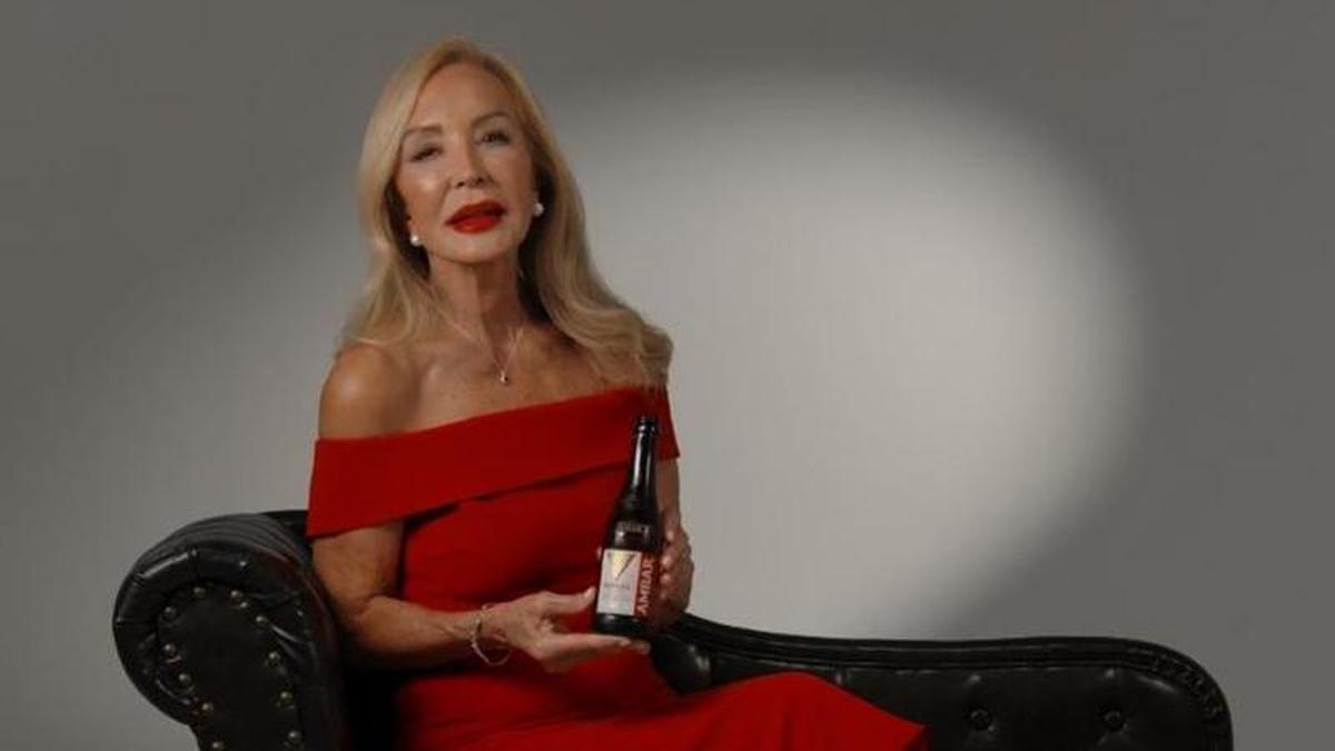 Carmen Lomana y Ambar se han unido para esta colección de joyas.