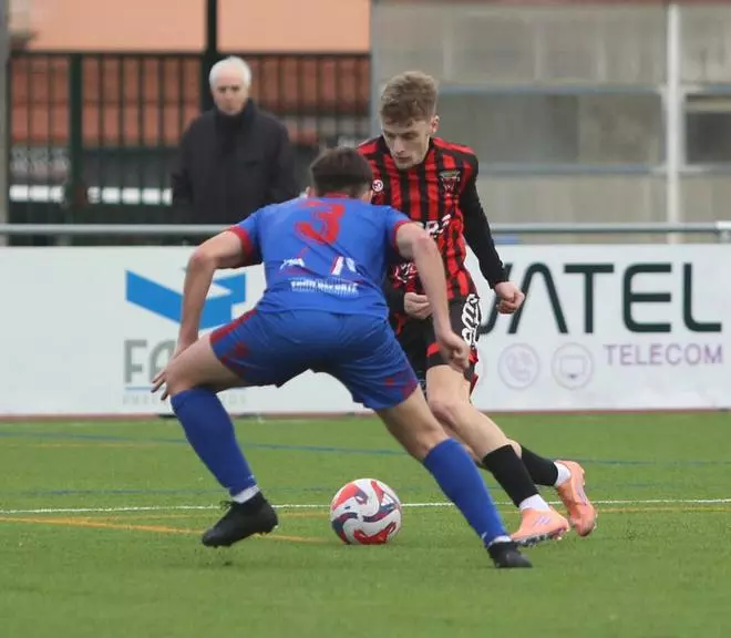 El Lalín da un paso de gigante hacia el ascenso