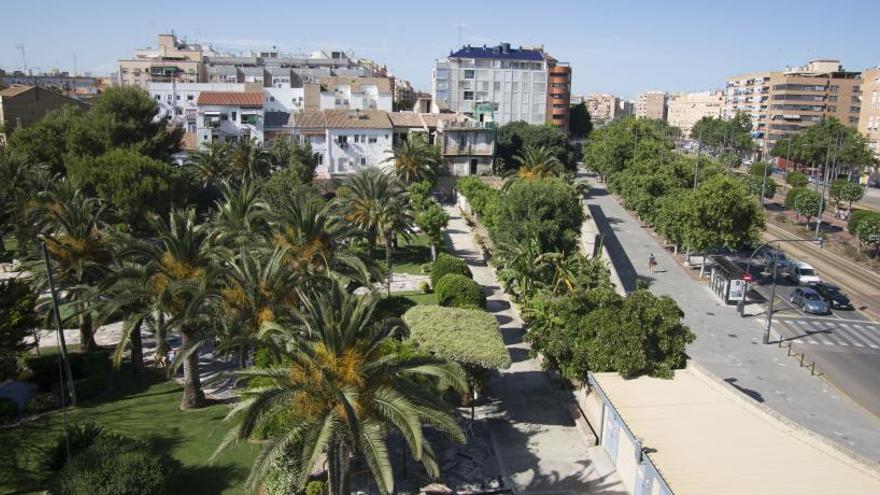 El asilo de las religiosas de la calle Sagunto proyecta su ampliación en el jardín interior