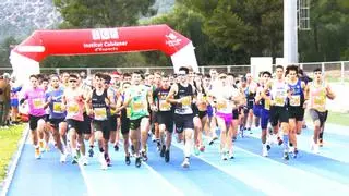 Miles de personas despidieron el año en las carreras de Sant Silvestre