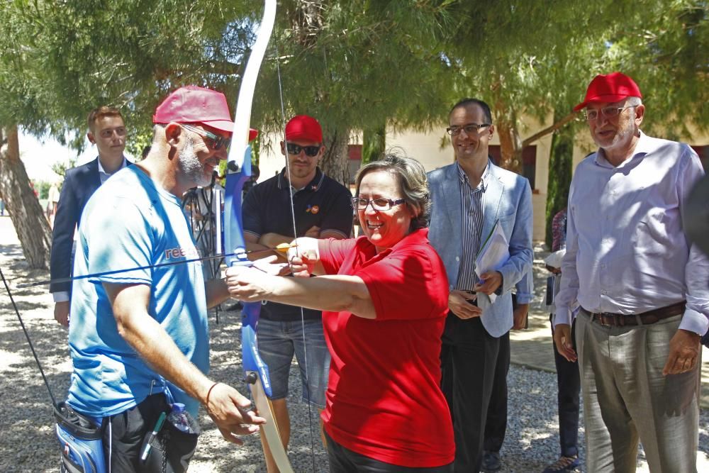 Los paralímpicos del Proyecto FER visitan la Funda