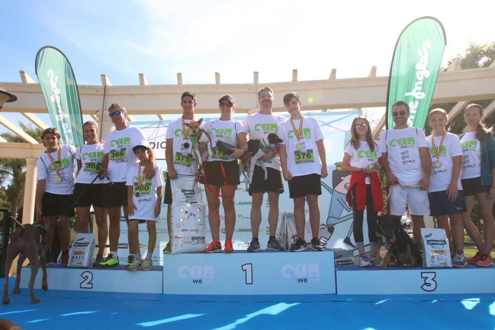 El Parque Huelin ha acogido la primera edición de un evento destinado a las mascotas y a sus dueños, con carreras en diversas categorías, actividades gratuitas y numerosos stands