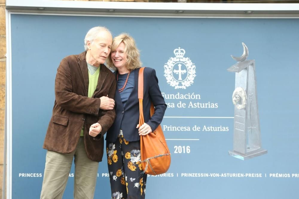 Llegada a Oviedo de RIchard Ford, premio "Princesa de Asturias" de las Letras 2016