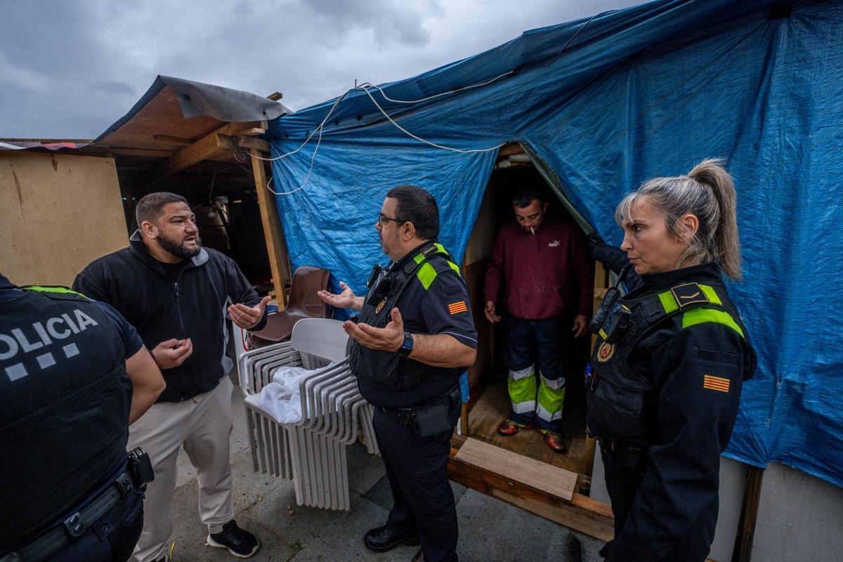 Cuenta atrás para el desalojo del campamento de chabolas de Montcada