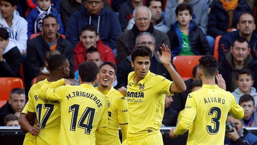 El Villarreal vuelve a asaltar Mestalla gracias a un gol de Bacca (0-1)