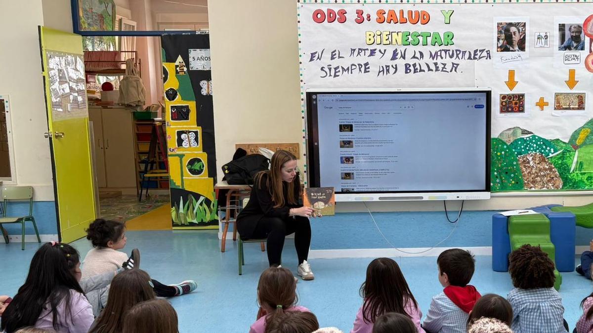 Verónica Calvo Jiménez, en un aula.