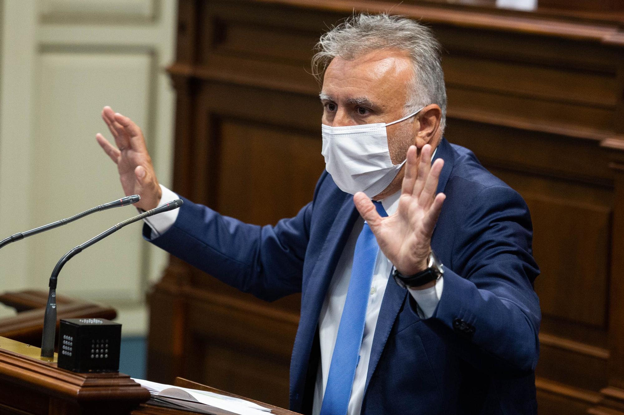 Pleno del Parlamento de Canarias