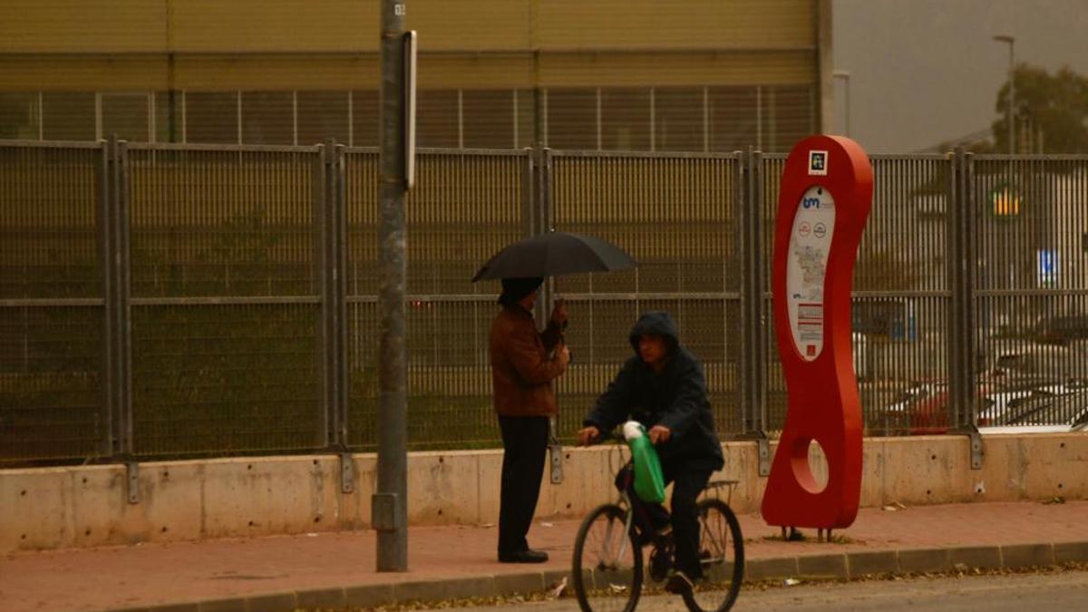 Calima y lluvia en Murcia, este miércoles.