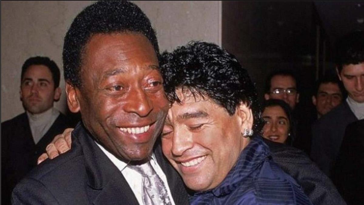 La foto de Pelé con Maradona