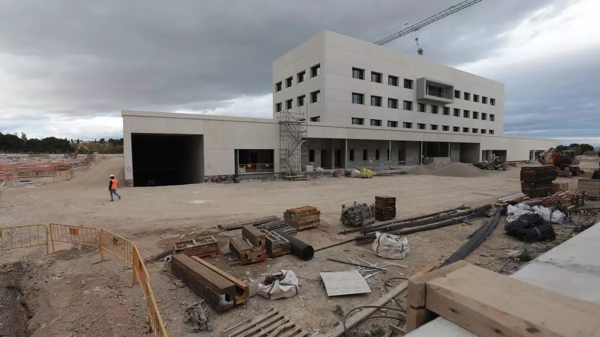 La nueva Comandancia en Zaragoza se retrasa y se encarece