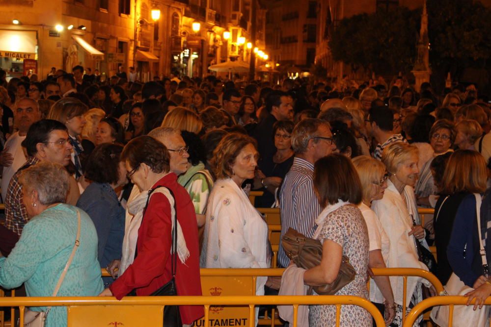 Noche del Besamano de la Virgen