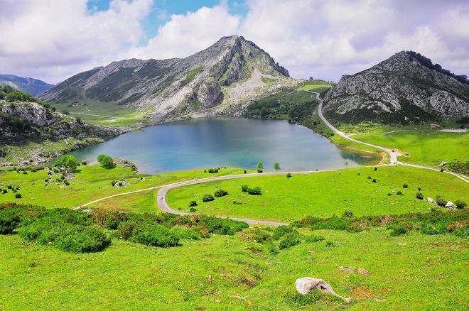 Lagos de Covadonga, España