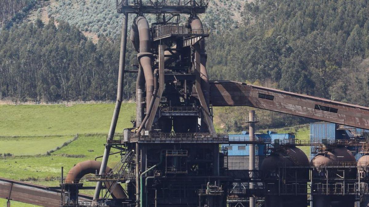 Horno alto A de Arcelor tras el incendio.